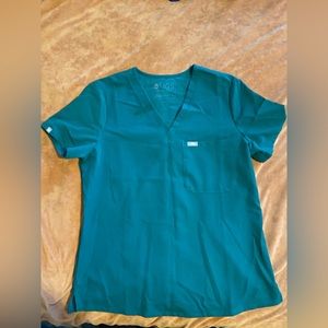 Figs Women’s Hunter Green Catarina Scrub Top